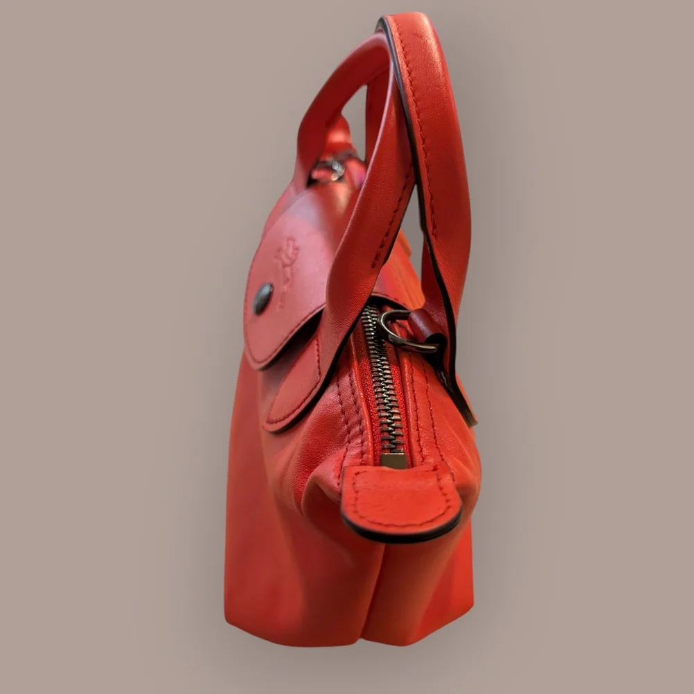 longchamp XS Le Pliage (Cuir/Leather) In Coral - Picture 4 of 16